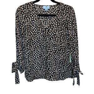 CeCe V-Neck Tie Cuff Blouse in Rich Black Leopard Print Small